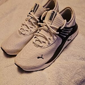 Puma White and Black Sneakers